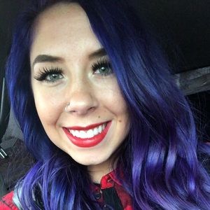 Meet your Posher, Shayla